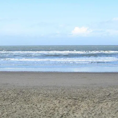 Strandslag Comfortable بيت للعطل
